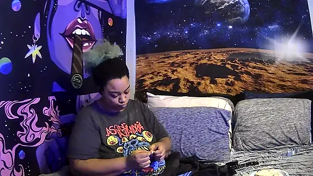 AutumnHart online show from 02.15.25