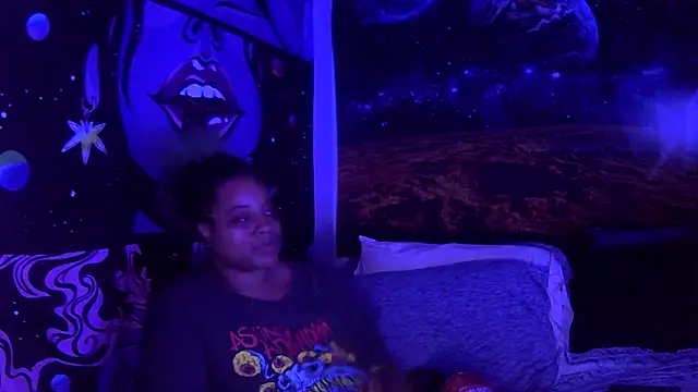 AutumnHart online show from 02.16.25