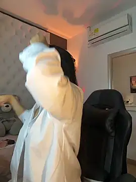 ZarahEvans online show from 11.08.25