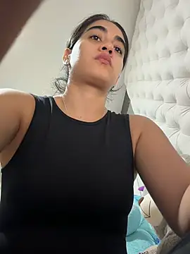 ZarahEvans online show from 03.04.26