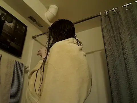 Snapshot of SmokeShow686 chatting on 12.29.24 SmokeShow686 online show from 12.29.24