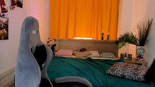 KimberlyMaran online show from 12.29.24