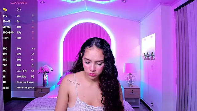 anahi curlie1 online show from 12.15.24