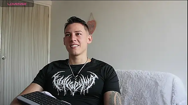 Muscle King Cum online show from 06.24.26