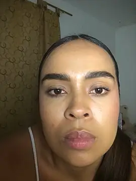 Snapshot of JuanaSimons chatting on 02.15.26 JuanaSimons online show from 02.15.26