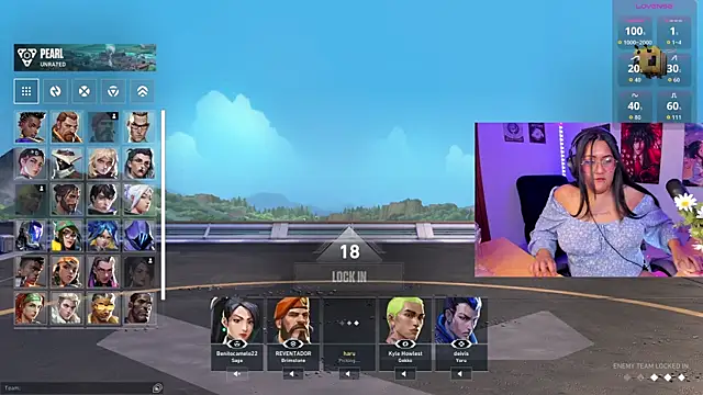 Snapshot of haru_u2 chatting on 10.19.25 haru u2 online show from 10.19.25