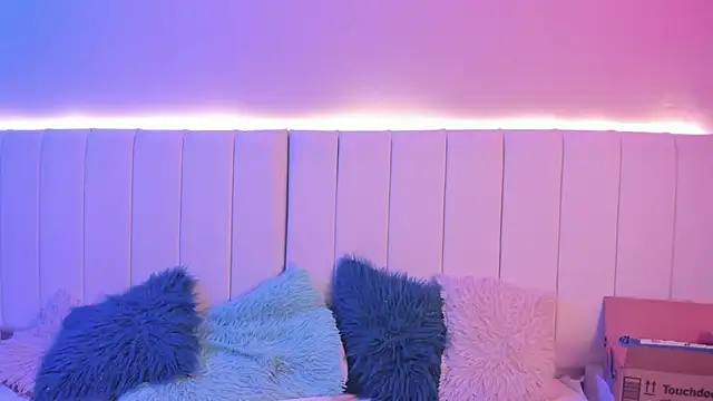 CAMILLEN PETTID online show from 10.15.25