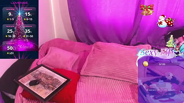 Snapshot of Kenia_oz chatting on 12.15.24 Kenia oz online show from 12.15.24