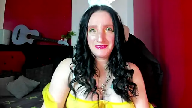 Andrefoxx  online show from 10.25.25