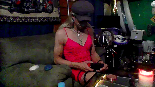 Snapshot of Brooke-lynn chatting on 01.04.25 Brooke-lynn online show from 01.04.25