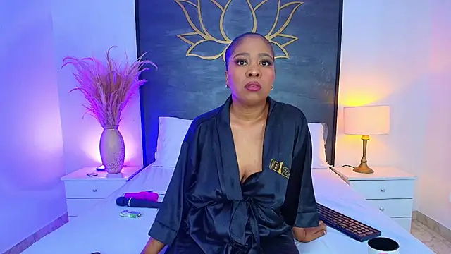 AlisonTravis online show from 06.20.26