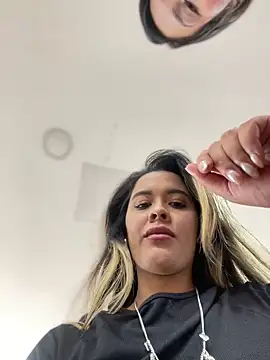 Snapshot of Emilia_Bakerr chatting on 03.20.25 Emilia Bakerr online show from 03.20.25