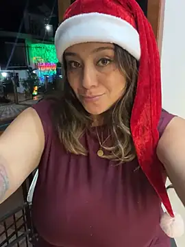 Snapshot of MrsFoucher chatting on 12.25.24 MrsFoucher online show from 12.25.24