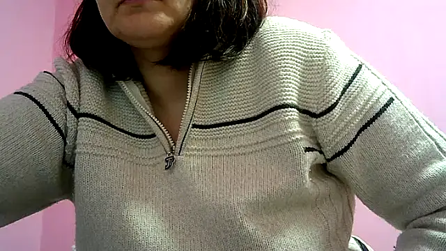 Lucinka1 online show from 12.16.24