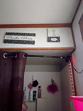 sweetkitty111 online show from 10.24.25