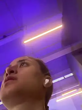  Caroliinee  online show from 01.31.25