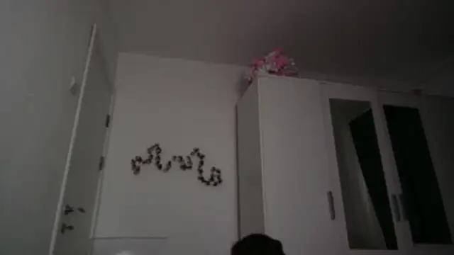 Snapshot of KaylaLaine chatting on 10.21.25 KaylaLaine online show from 10.21.25