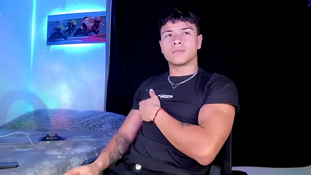 Snapshot of Dominic_Biker__ chatting on 12.20.24 Dominic Biker online show from 12.20.24