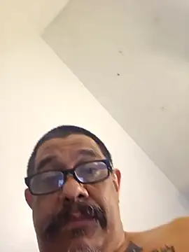 Snapshot of anyway2cum chatting on 02.04.25 anyway2cum online show from 02.04.25