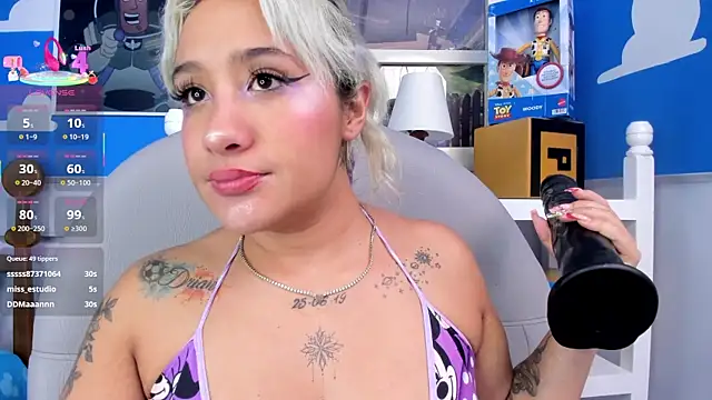 miss danika online show from 03.20.25