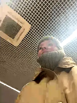 LikaCat online show from 11.14.25