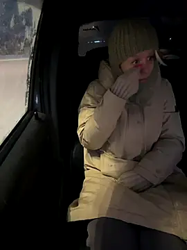 LikaCat online show from 11.15.25