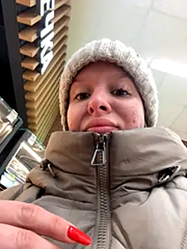 LikaCat online show from 11.21.25