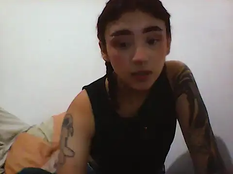 IrisMagiic online show from 01.15.25