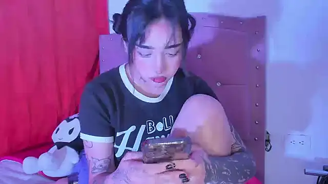 IrisMagiic online show from 09.23.25