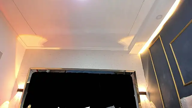 NikkySmiith online show from 02.22.25