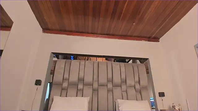 NikkySmiith online show from 09.12.25