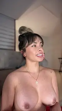 Alison Diaz17 online show from 04.21.26