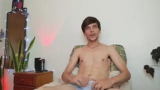 Snapshot of tobix_ chatting on 01.26.25 tobix online show from 01.26.25