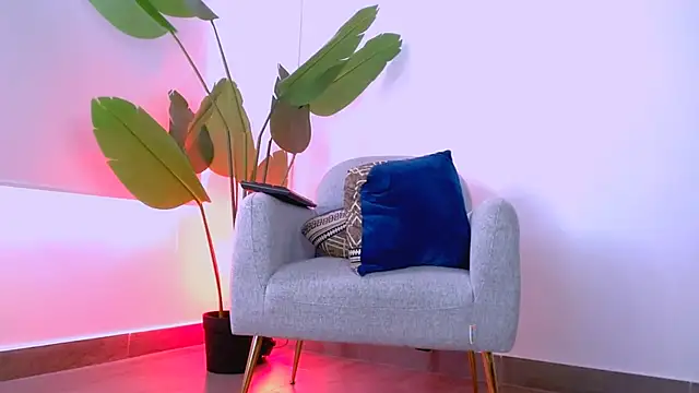 Sara ow online show from 02.14.26