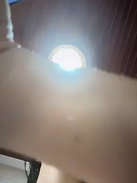 MarianaBenz online show from 10.22.25