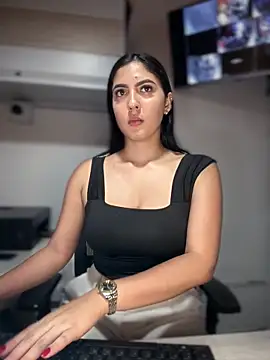 MarianaBenz online show from 04.11.26