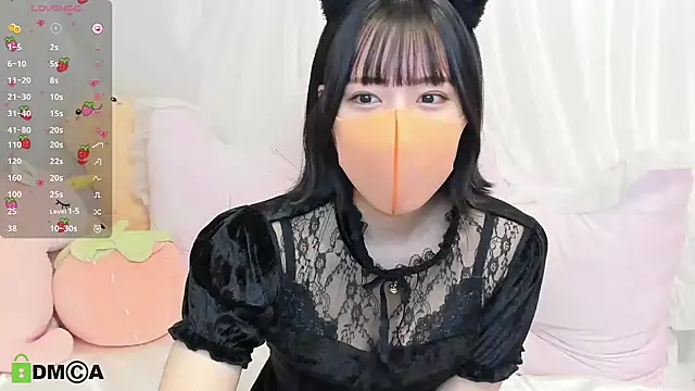 Snapshot of maika08 chatting on 02.22.25 maika08 online show from 02.22.25