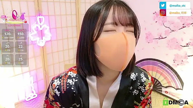 maika08 online show from 11.24.25