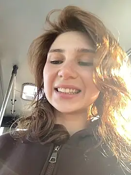 QuitieLia online show from 03.14.26