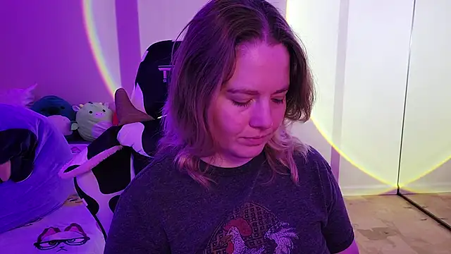 InternetFairy XO online show from 10.15.25