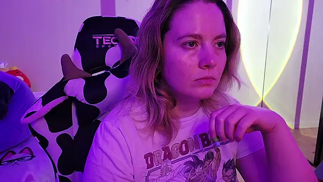 InternetFairy XO online show from 10.21.25