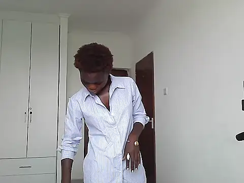 petiteebony 81 online show from 03.12.26