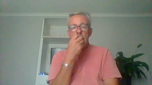 tuggy59 online show from 09.14.25