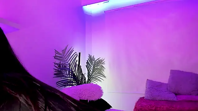 Gloomydoll online show from 10.03.25