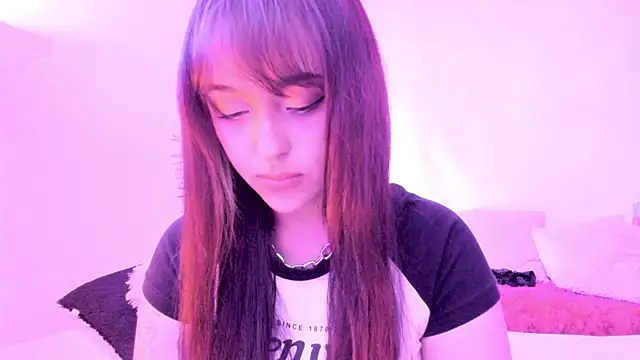 Gloomydoll online show from 12.17.25