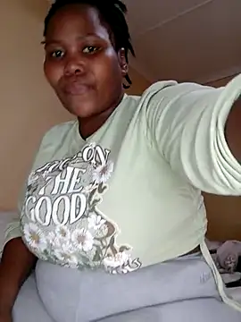 Real1SweetQueen online show from 02.15.25