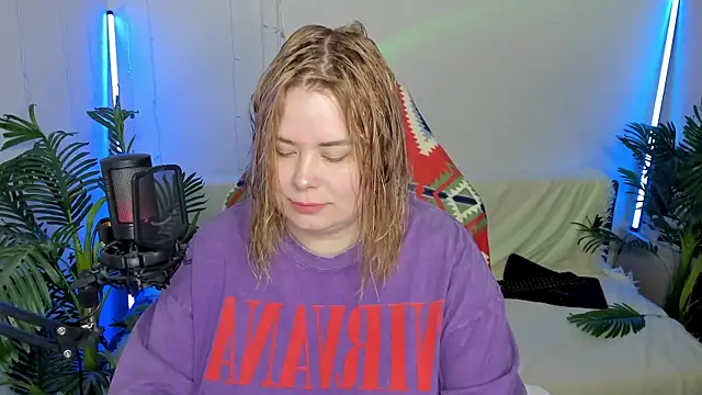 Akemi BBW online show from 02.14.25