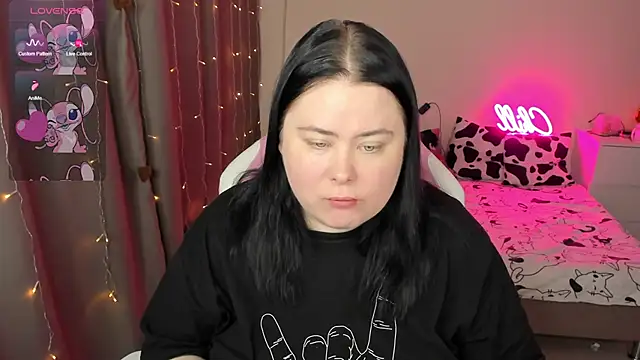 Snapshot of Akemi_BBW chatting on 02.06.26 Akemi BBW online show from 02.06.26