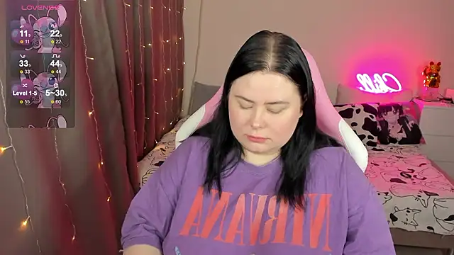 Snapshot of Akemi_BBW chatting on 02.12.26 Akemi BBW online show from 02.12.26