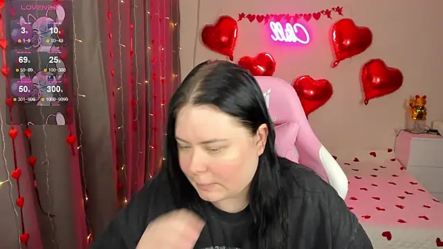 Snapshot of Akemi_BBW chatting on 02.14.26 Akemi BBW online show from 02.14.26